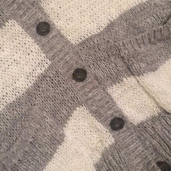 Smart, cozy and casual cardigan sweater - Picture 5 of 5